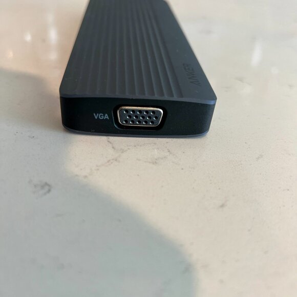 Anker 14-in-1 USB C Hub Laptop Docking Station Triple Display 4K HDMI 1080P VGA - Picture 13 of 14